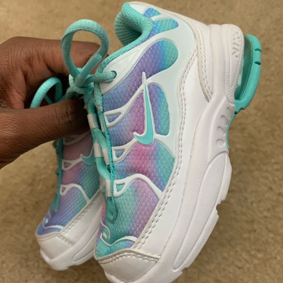 kids white air max plus
